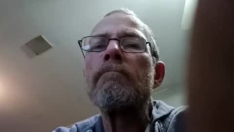 Snapshot of ahardmaniam chatting on 02-10-26, 09:19 Jimmy online show from 02-10-26, 09:19