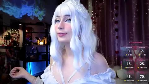 Coraline online show from 03-09-26, 03:05