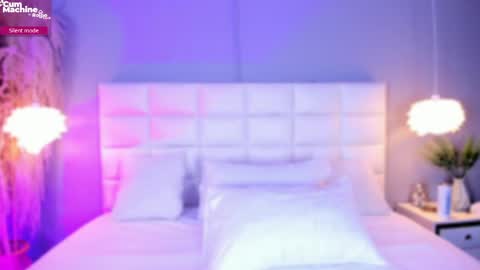 Snapshot of ahincale chatting on 05-07-26, 11:37 AHINOA online show from 05-07-26, 11:37