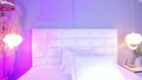 Snapshot of ahincale chatting on 05-26-26, 11:50 AHINOA online show from 05-26-26, 11:50