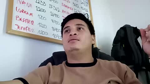 Snapshot of ahntony__69 chatting on 10-31-25, 07:20 ahntony 69 online show from 10-31-25, 07:20