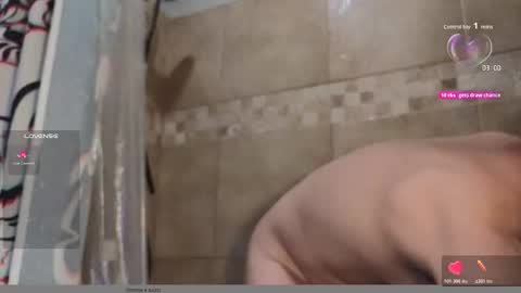 Snapshot of aholevibe chatting on 11-23-25, 03:06 Jay online show from 11-23-25, 03:06