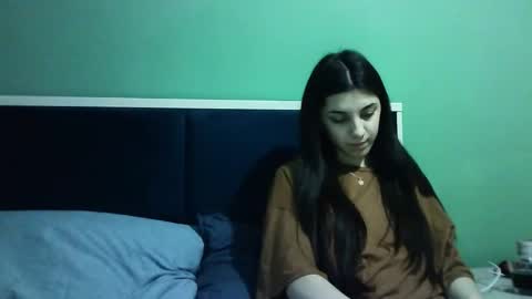 Snapshot of ahotkitty18 chatting on 01-13-25, 02:42 Selena online show from 01-13-25, 02:42