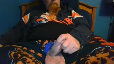 hrnycummer online show from 11-26-25, 05:19