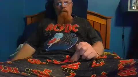 Snapshot of ahrnycumtoy chatting on 06-07-26, 06:39 hrnycummer online show from 06-07-26, 06:39