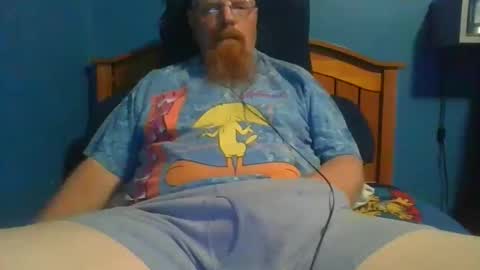 Snapshot of ahrnycumtoy chatting on 06-09-26, 06:47 hrnycummer online show from 06-09-26, 06:47