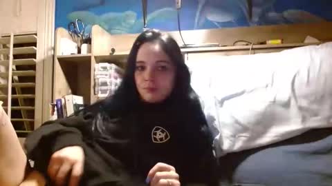 Snapshot of ahungkittykat chatting on 03-25-26, 02:39 Kat online show from 03-25-26, 02:39