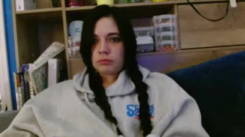 Snapshot of ahungkittykat chatting on 04-01-26, 06:49 Kat online show from 04-01-26, 06:49