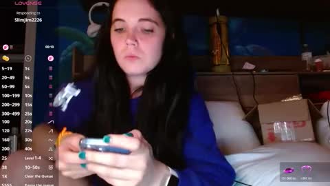 Snapshot of ahungkittykat chatting on 04-28-26, 04:06 Kat online show from 04-28-26, 04:06