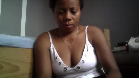 Snapshot of aicha_boobs chatting on 01-18-26, 12:53 Aicha boobs online show from 01-18-26, 12:53