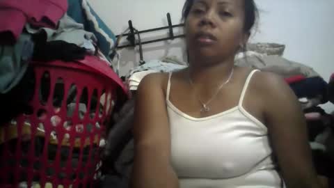 Aicha boobs online show from 04-23-26, 02:02