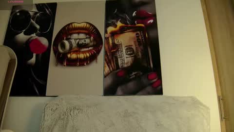 Aida  online show from 10-18-25, 11:11