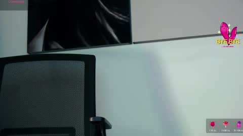 Aida  online show from 11-30-25, 11:14