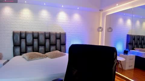 aidajoness online show from 04-25-26, 11:46