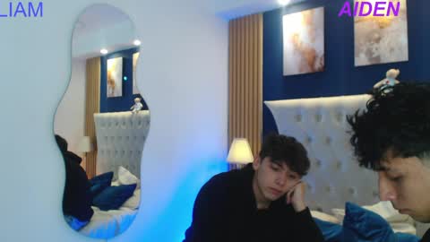 Snapshot of aiden_rivers_ chatting on 05-11-26, 02:45 Aiden online show from 05-11-26, 02:45
