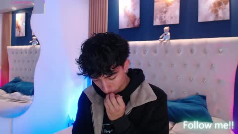 Snapshot of aiden_rivers_ chatting on 05-25-26, 12:44 Aiden online show from 05-25-26, 12:44