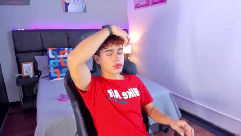 Aiden  online show from 12-17-25, 12:33