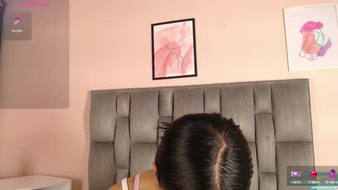 Ailyn online show from 10-10-25, 10:20