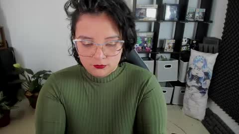 Snapshot of aikadreams chatting on 12-05-24, 12:22 Catalina online show from 12-05-24, 12:22