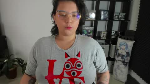 Snapshot of aikadreams chatting on 12-29-24, 12:34 Catalina online show from 12-29-24, 12:34