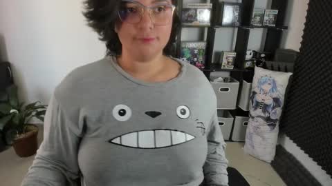 Snapshot of aikadreams chatting on 01-07-25, 03:33 Catalina online show from 01-07-25, 03:33