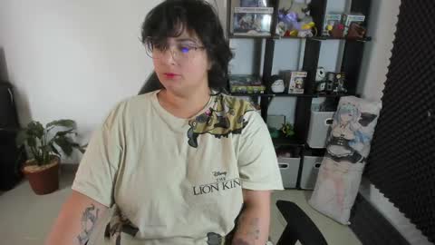 Snapshot of aikadreams chatting on 02-08-25, 01:44 Catalina online show from 02-08-25, 01:44