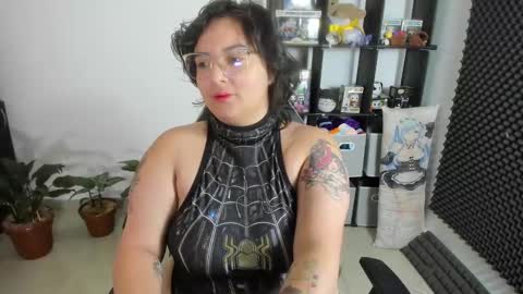 Snapshot of aikadreams chatting on 02-22-25, 12:19 Catalina online show from 02-22-25, 12:19