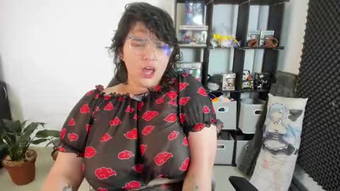 Snapshot of aikadreams chatting on 02-28-25, 02:53 Catalina online show from 02-28-25, 02:53