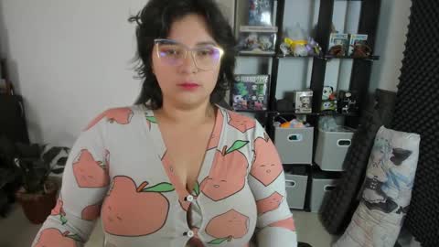 Snapshot of aikadreams chatting on 03-11-25, 12:17 Catalina online show from 03-11-25, 12:17