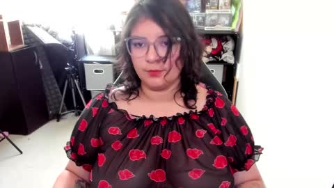 Snapshot of aikadreams chatting on 11-12-25, 03:56 Catalina online show from 11-12-25, 03:56