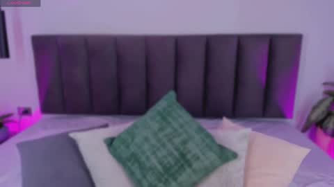 ailanacortes online show from 04-25-26, 12:19