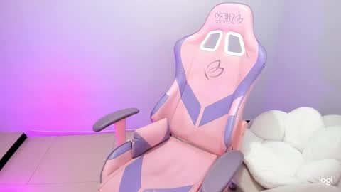 Ailee Hyuga online show from 03-10-25, 03:20