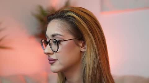  Aileen  online show from 10-21-25, 06:41