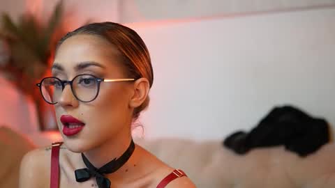  Aileen  online show from 11-27-25, 08:55