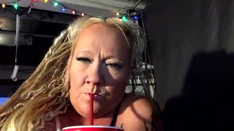 Snapshot of aim2pleaze2024 chatting on 11-17-25, 09:48 Aimhigher online show from 11-17-25, 09:48