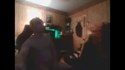 Snapshot of aimz2submit chatting on 12-19-24, 05:51 aimz2submit online show from 12-19-24, 05:51