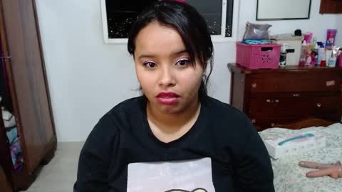 AINARA  LIZ online show from 12-30-24, 01:04