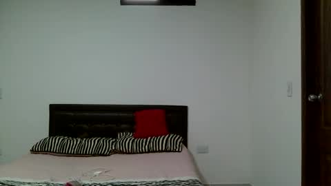 J  online show from 09-18-25, 02:30