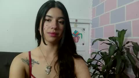 Snapshot of aine_ileana chatting on 06-01-26, 01:24 J online show from 06-01-26, 01:24