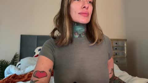 Snapshot of airgeadx chatting on 01-14-26, 06:57 Airgead online show from 01-14-26, 06:57