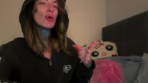 Airgead online show from 04-24-26, 11:07