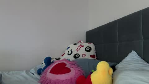 Airgead online show from 04-25-26, 08:28