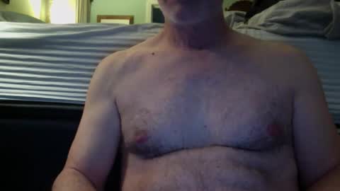 Snapshot of airier chatting on 11-25-25, 03:01 airier online show from 11-25-25, 03:01