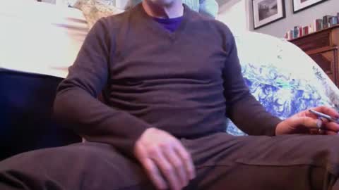 Snapshot of airier chatting on 12-18-25, 03:07 airier online show from 12-18-25, 03:07