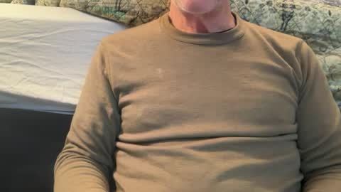 Snapshot of airier chatting on 05-11-26, 12:33 airier online show from 05-11-26, 12:33