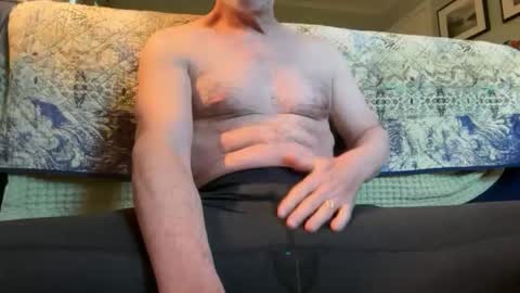 Snapshot of airier chatting on 06-03-26, 01:14 airier online show from 06-03-26, 01:14