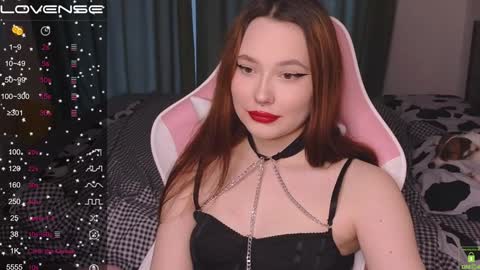 Snapshot of airyhill chatting on 12-30-24, 12:09 airyhill online show from 12-30-24, 12:09