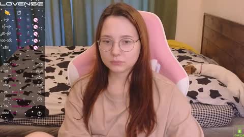 Snapshot of airyhill chatting on 01-02-25, 10:58 airyhill online show from 01-02-25, 10:58