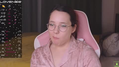 Snapshot of airyhill chatting on 01-24-25, 05:21 airyhill online show from 01-24-25, 05:21