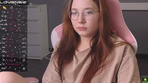 Snapshot of airyhill chatting on 02-06-25, 08:34 airyhill online show from 02-06-25, 08:34